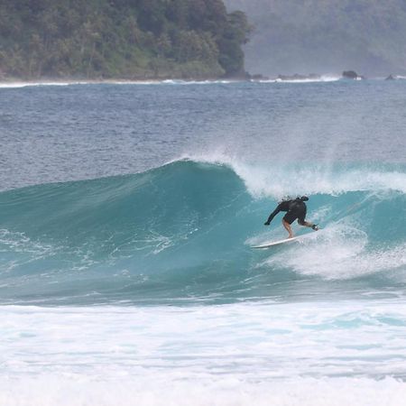 Rumah Nalu Surf Camp Krui Eksteriør billede