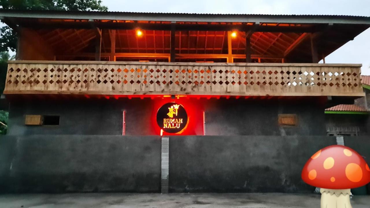 Rumah Nalu Surf Camp Krui Eksteriør billede